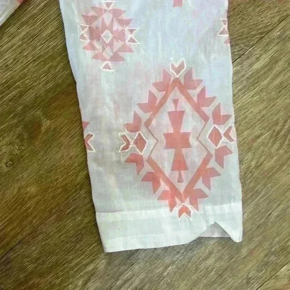 EUC J. Jill Silk Cotton Boho Western Aztec Embroidered Blouse White Coral Small - Picture 4 of 11